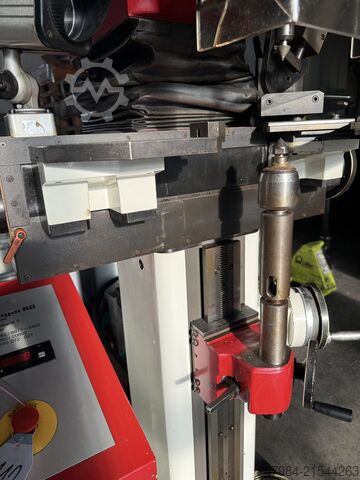 Center grinding machine HENNINGER ZS 160