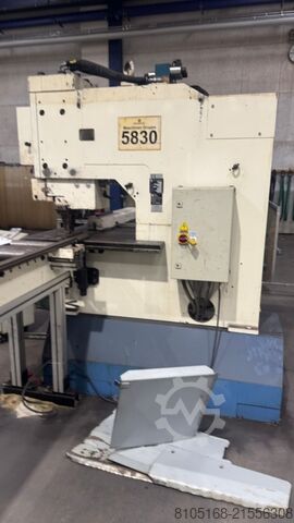 Lochstanze MUBEA VP 1000/620