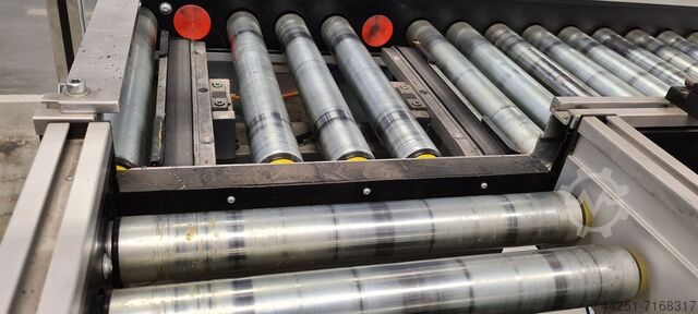 Roller conveyor with drive and transfer Interroll 2,60m