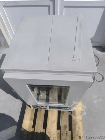 Refrigerated Incubator Shaker New Brunscwick Scientific Innova 4230