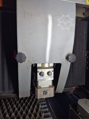 Laser cutting machine PRIMA POWER PLATINO FIBER 1530