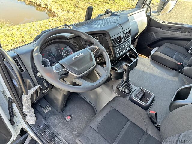 Standard-SZM Iveco T-Way AT720T47TH Tractor Head (20 units)