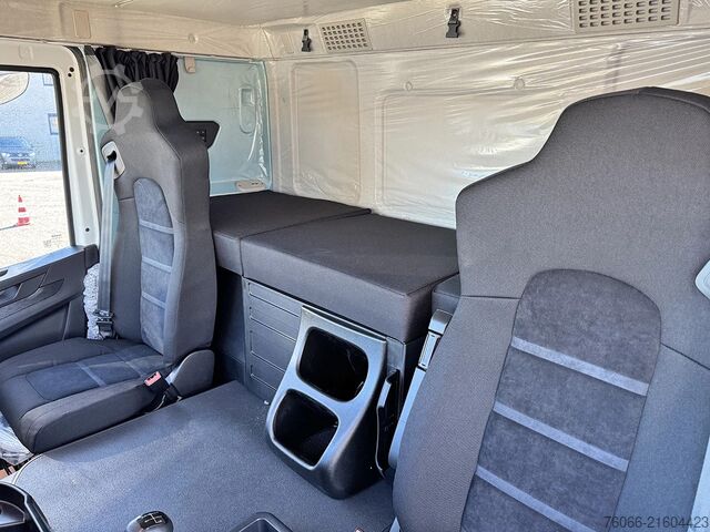 Standard-SZM Iveco T-Way AT720T47TH Tractor Head (20 units)