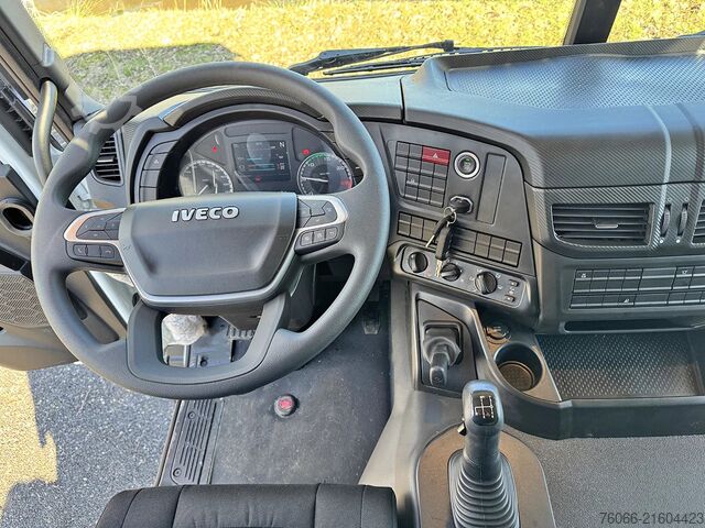 Standard-SZM Iveco T-Way AT720T47TH Tractor Head (20 units)