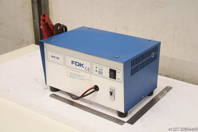 Charger for forklifts 24 V/10 A FDK E230 G24/40 B-FDK
