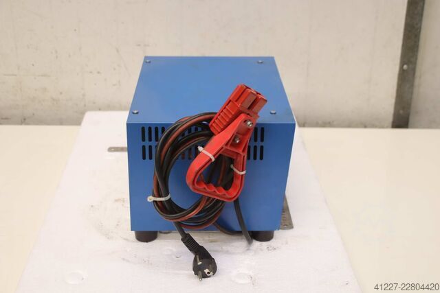 Charger for forklifts 24 V/10 A FDK E230 G24/40 B-FDK