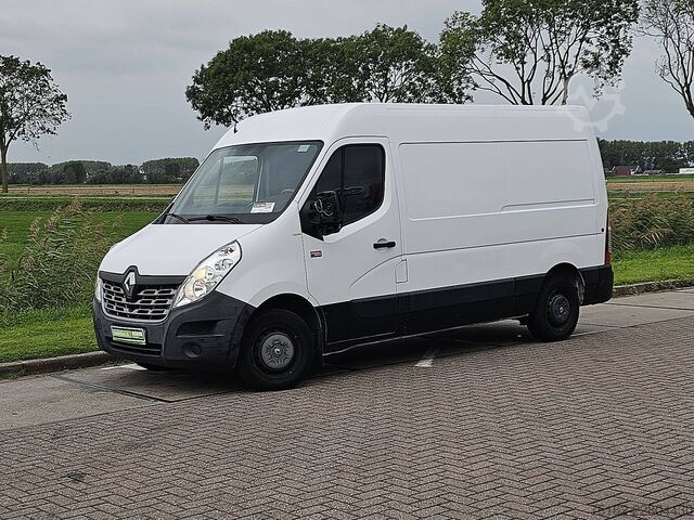 High-roof van RENAULT MASTER 2.3