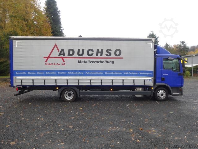 Curtain sider van MAN 7.190 TGL 1.Hand Pritsche Plane 7,10m