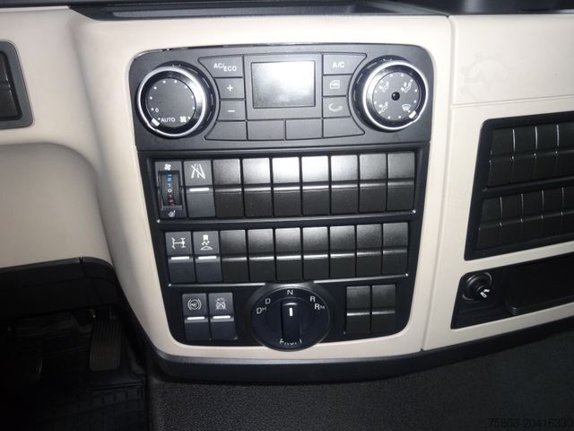 Curtain sider van MAN 7.190 TGL 1.Hand Pritsche Plane 7,10m