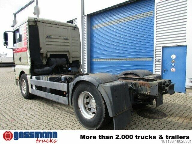LKW-Fahrgestell MAN TGA 18.360 4x2