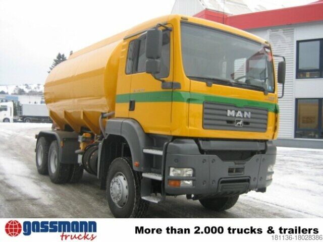 LKW mit Tankaufbau MAN TGA 26.430 6x6