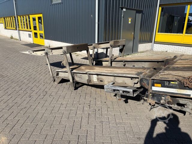 Autotransporter MUELLER MITTELTAL D3 + HYDROLIC FRONT/BACK LOADER + 3 AXLE + SPEC...