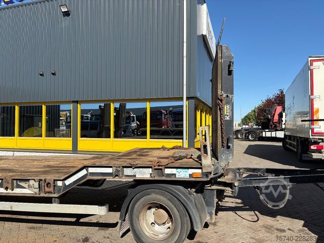 Autotransporter MUELLER MITTELTAL D3 + HYDROLIC FRONT/BACK LOADER + 3 AXLE + SPEC...