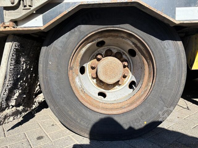 Autotransporter MUELLER MITTELTAL D3 + HYDROLIC FRONT/BACK LOADER + 3 AXLE + SPEC...