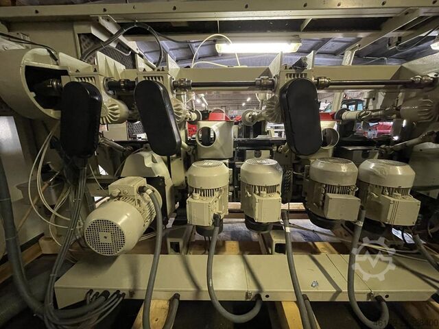 Hobel- und Kehlautomat WEINIG HYDROMAT 23  (9 spindle) GROOVED