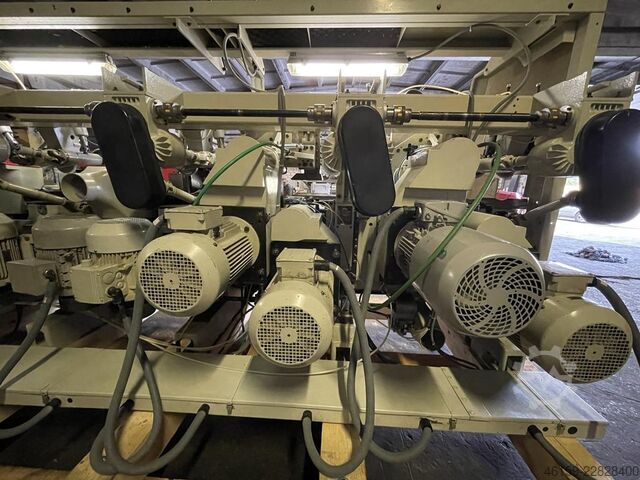 Hobel- und Kehlautomat WEINIG HYDROMAT 23  (9 spindle) GROOVED