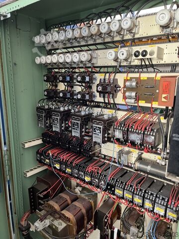 Rundschleifmaschine TOS BUC63A