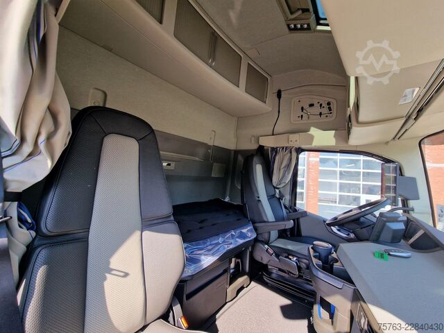 Standard-SZM Volvo FH 13.500 Globetrotter XL 4x2 Aero - New - Full...