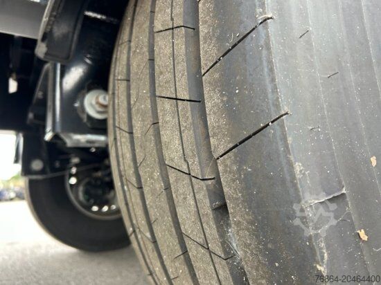 Auflieger mit Pritsche & Plane KRONE 1-ACHS AUFLIEGER, HECKABSTüTZUNG XL ZERTIFIKAT, EDSCHA-VERDECK,