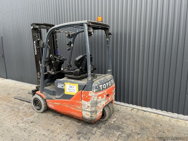 Elektro 3 Rad-Stapler Toyota 8FBE20T