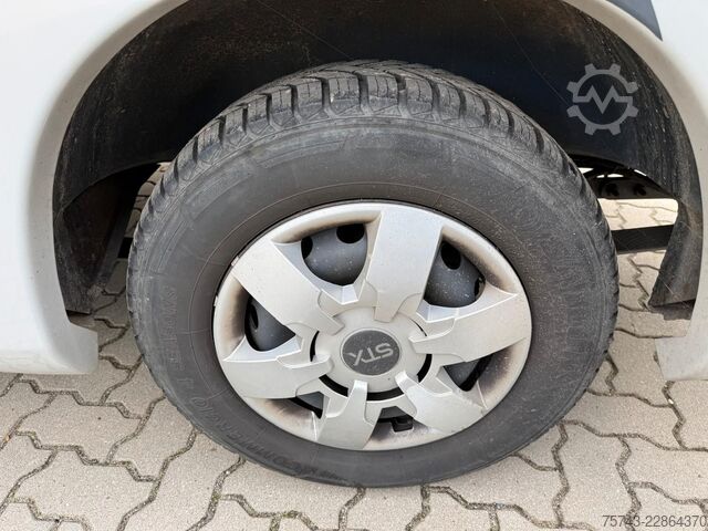 Viehtransporter RENAULT Master STX 3 Sitzer  Haras / Hengste