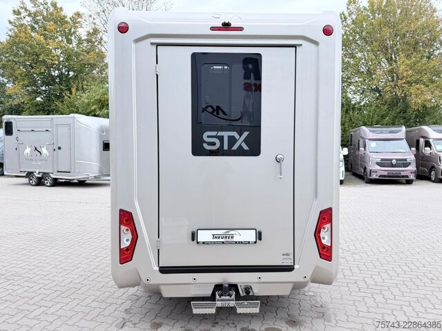 Viehtransporter RENAULT Master STX 5 Sitzer Standard