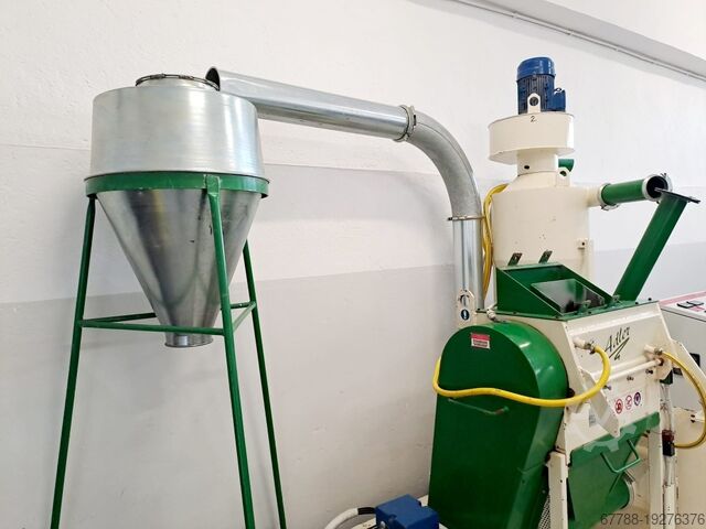 Recycling of reinforced textile products ADLER A6-RM2 80 kg/h 22 kW for tarpaulins, banners, rubber hoses