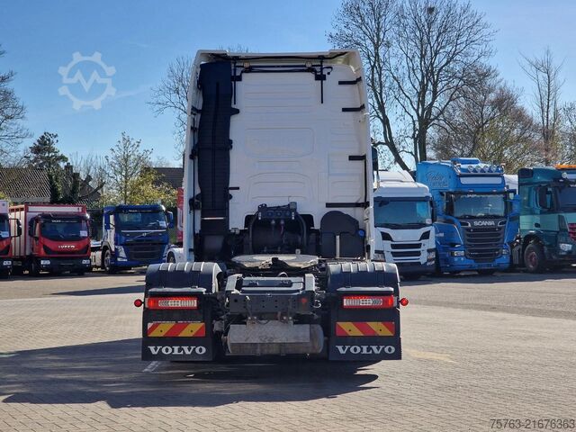 Standard-SZM Volvo FH 13.500 Globetrotter XL 6x2 - Retarder - 3.20...