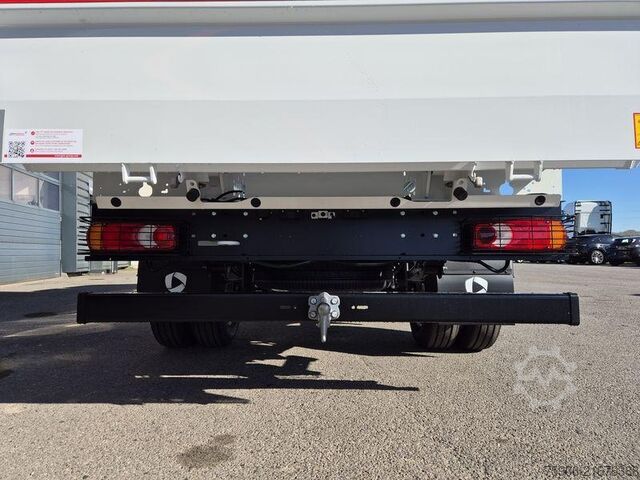 Individuell ausgestattete Transporter / Maßgeschneiderte Lösungen Renault Master