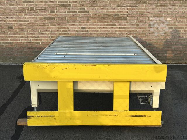 Heavy duty roller conveyors Heavy duty rollenbanen set 