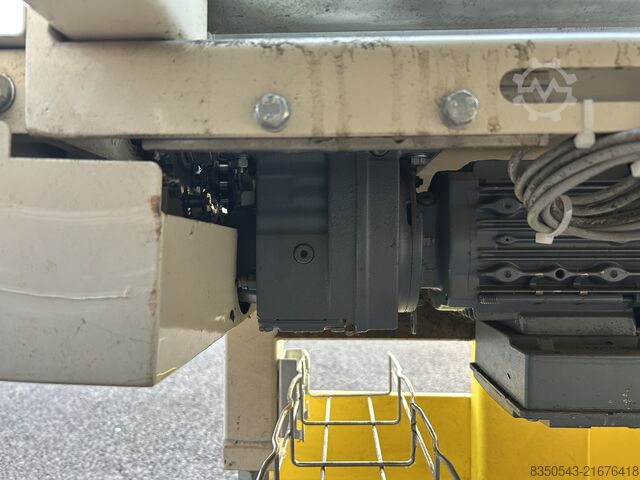 Heavy duty roller conveyors Heavy duty rollenbanen set 