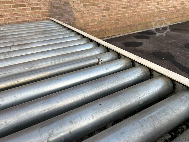 Heavy duty roller conveyors Heavy duty rollenbanen set 