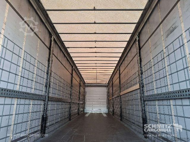 Auflieger mit Pritsche & Plane Schmitz Cargobull Curtainsider Mega Getränke