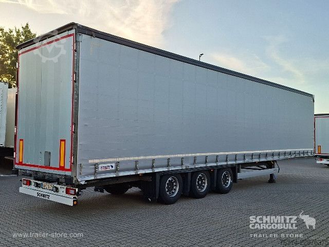 Auflieger mit Pritsche & Plane Schmitz Cargobull Curtainsider Mega Getränke
