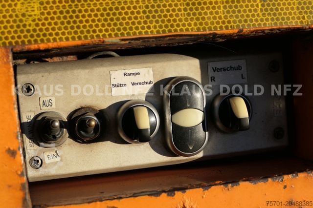 Tieflader-Sattelauflieger Schaub Tieflader Maschinen- / Fahrzeugtransporte