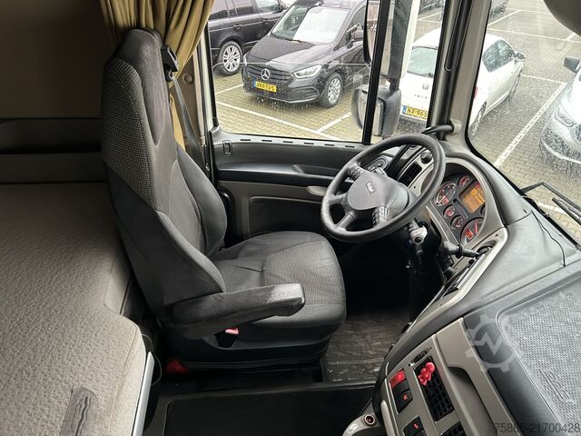 Standard tractor DAF XF 105 460 SSC / Retarder / 968 dkm / 2 Tanks /...