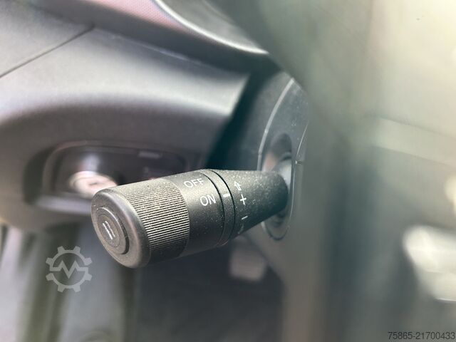 BE tractor Iveco Daily 40C17 3.0 Hi Matic / BE Trekker / 296 dkm...