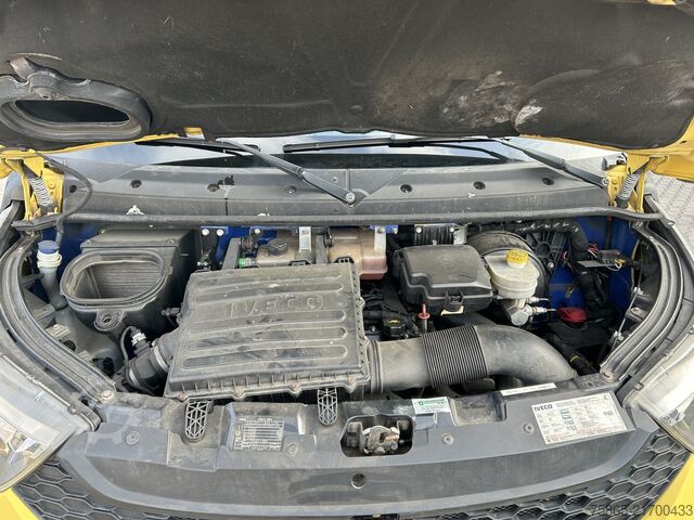 BE tractor Iveco Daily 40C17 3.0 Hi Matic / BE Trekker / 296 dkm...