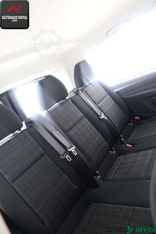 Minibus mercedes-benz Vito Tourer 116 CDI LANG 9 SITZE AUT,KLIMA,AHK