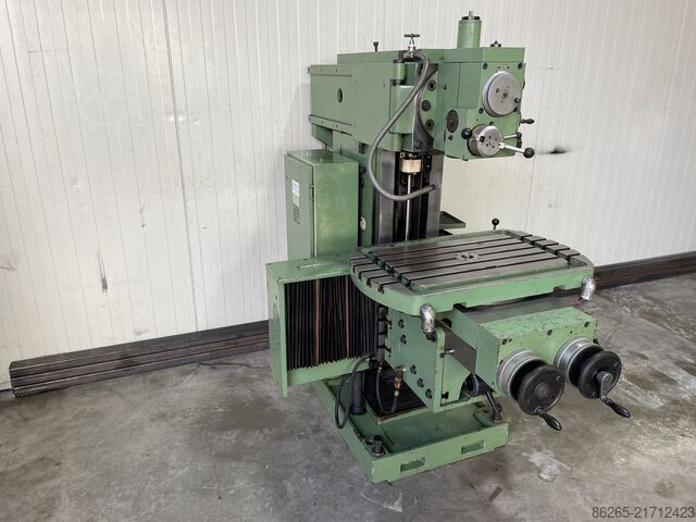 Milling machine MAHO MH 700