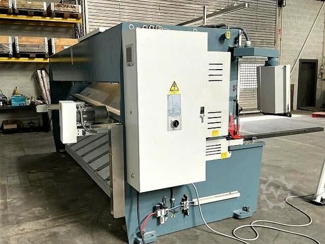 Sheet metal shear Durma VS 4006