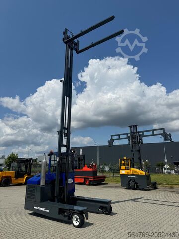 Vierwege-Gabelstapler Combilift C3000/ Mast 7500 mm /Teleskopic forks