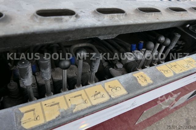 Car carrier truck MERCEDES-BENZ Antos 2443 Autotransp. Kässbohrer Metago