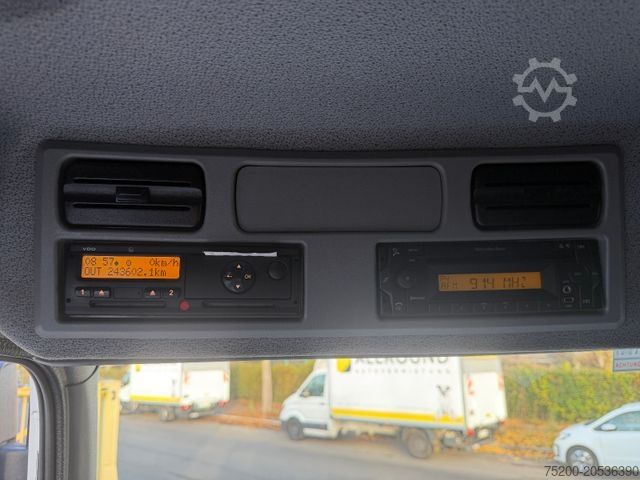 Refrigerated truck MERCEDES-BENZ Atego 3 4x2 BL Kühlkoffer/LBW/Automatik