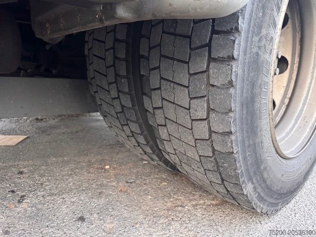 Refrigerated truck MERCEDES-BENZ Atego 3 4x2 BL Kühlkoffer/LBW/Automatik