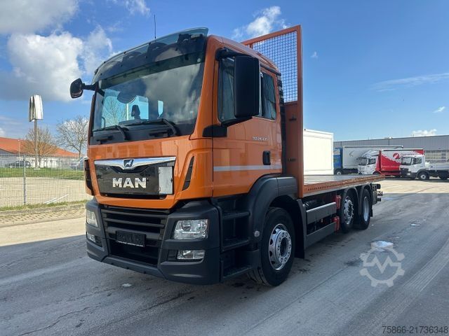 Flatbed truck MAN 26.430 TGS BL 6x2 Platteau - Mitnahmestapler