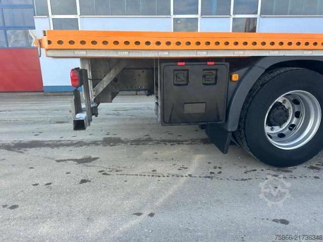 Flatbed truck MAN 26.430 TGS BL 6x2 Platteau - Mitnahmestapler