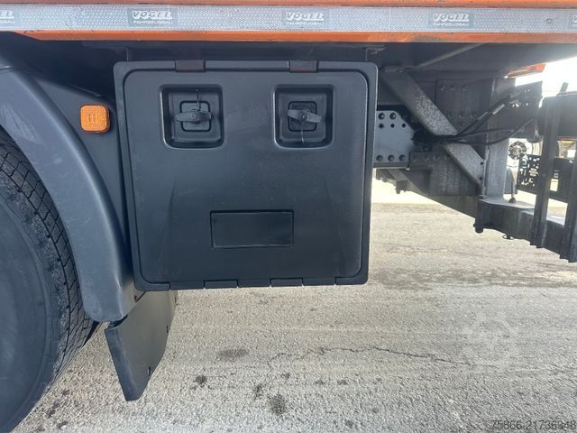 Flatbed truck MAN 26.430 TGS BL 6x2 Platteau - Mitnahmestapler
