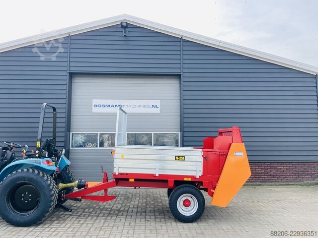 Mini / compact manure spreader NEW MESTVERSPREIDER mini / compact mestverspreider NIEUW