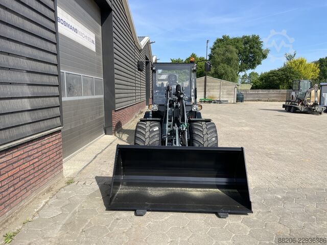Giant G3500 wheel loader 2025 €795 LEASE GIANT G3500 shovel 2025 r €795 LEASE
